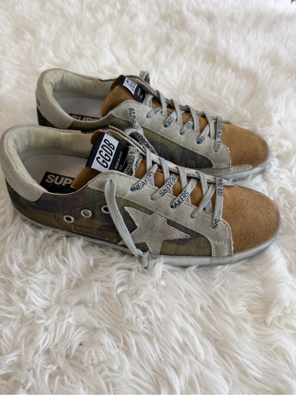 Golden Goose Deluxe Brand GGDB Super-Star
Camouflage Size 38 US 8